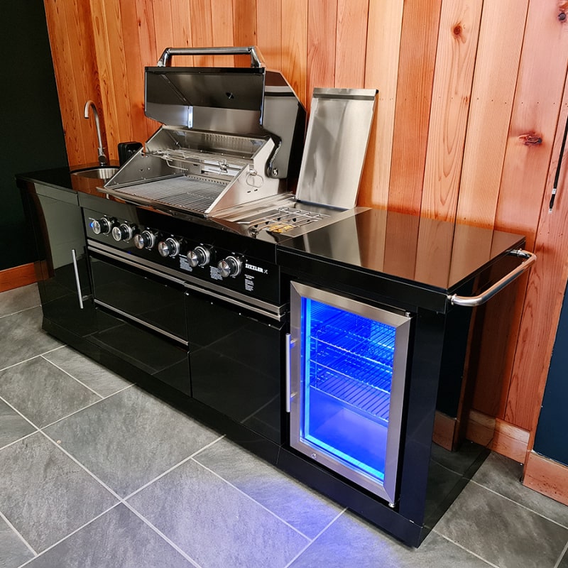 Sizzler Outdoor Kitchen