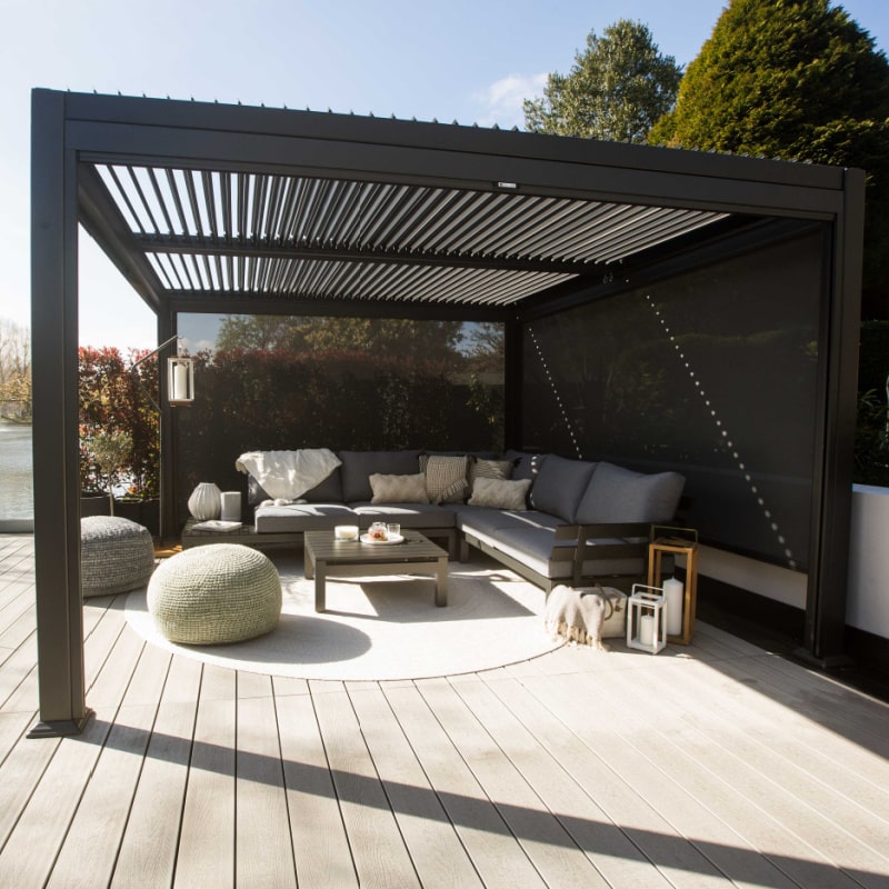 suns lifestyle maranza vented pergola angled view